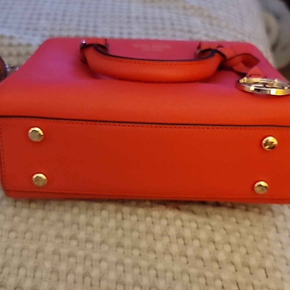 Henri Bendel West 57th Turnlock Satchel /Rare!/Gorgeous! - Picture 7 of 16